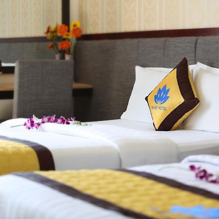 Hilary Hotel Da Nang Esterno foto